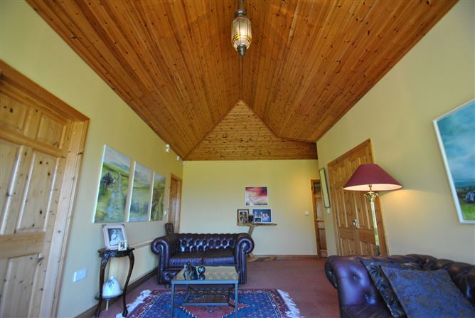 Bramber Lodge and 14.25 Acres, Rathcahill, Shinrone, Birr, Co. Offaly