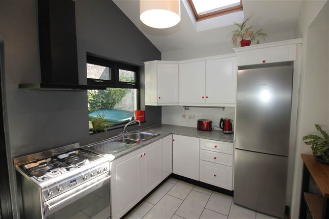 6 Alexandra Villas, Saint Lukes, Cork, County Cork