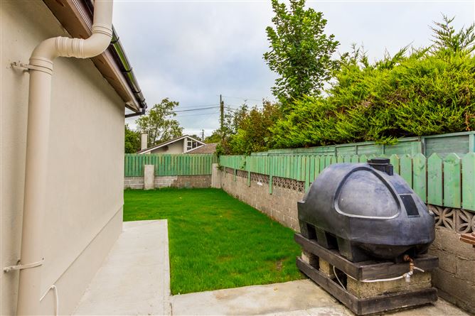 6 Brookvale Avenue, Roscommon Town, Co. Roscommon