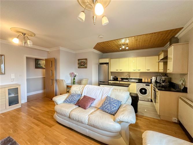 59 Baily Point, Upper Salthill, Galway.