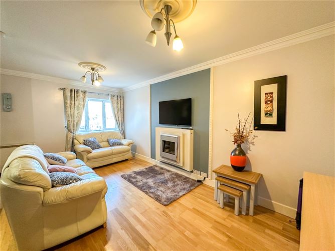 59 Baily Point, Upper Salthill, Galway.