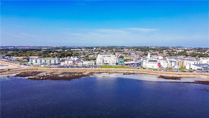 59 Baily Point, Upper Salthill, Galway.