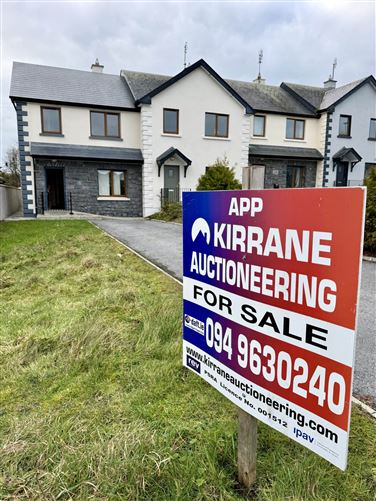 6 Carrowmore Drive, Knock, County Mayo