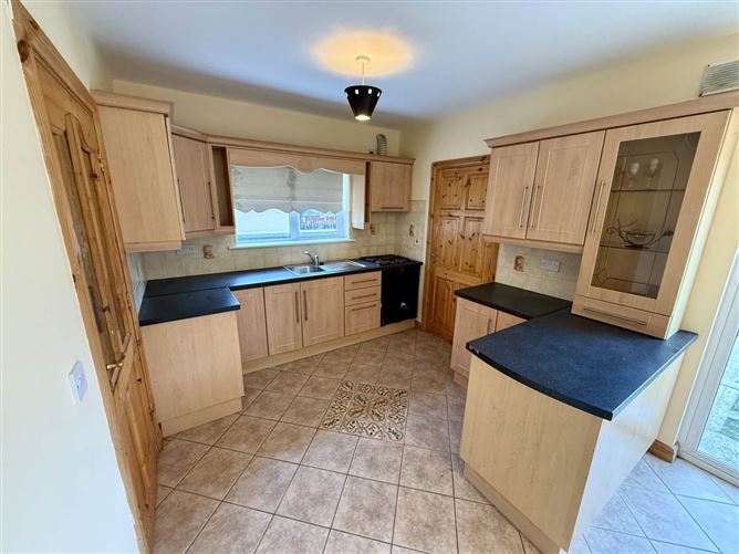 6 Carrowmore Drive, Knock, County Mayo