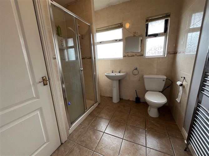 Photo 11 of 13 — 306 Sundrive Road, Dublin 12