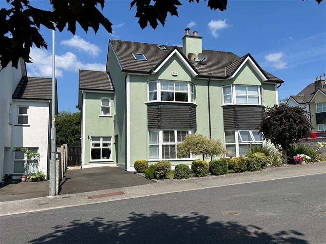 23 Cnoc Cluain, Ballina, Tipperary