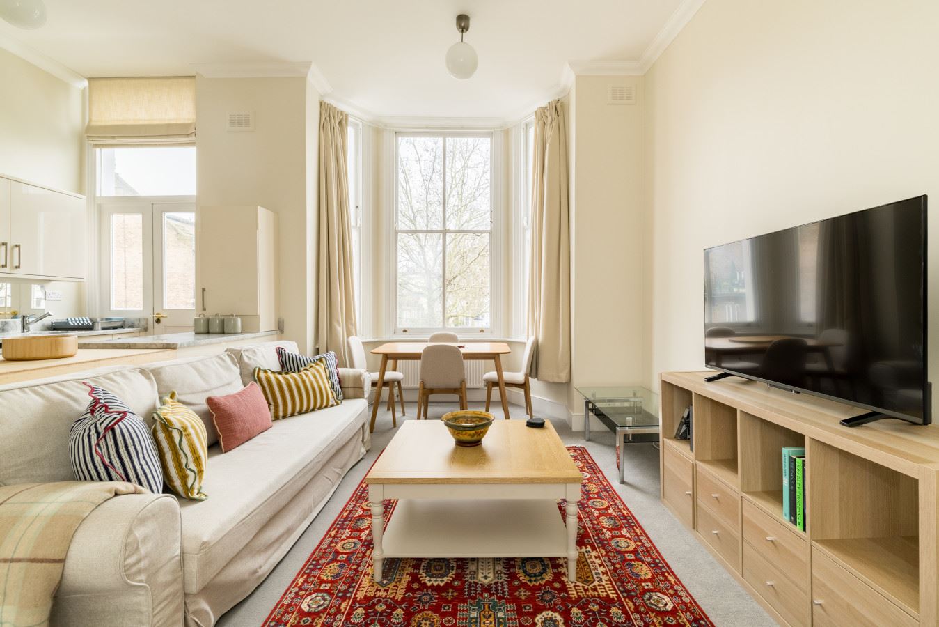 Photo 1 of 10 — Notting Hill Lights,London,Greater London,United Kingdom