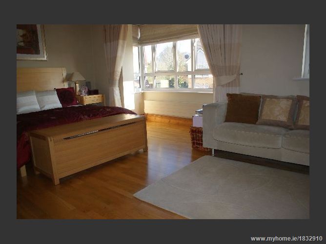 Photo 12 of 23 — 4 Blackwood Lawn, Ongar, Dublin 15