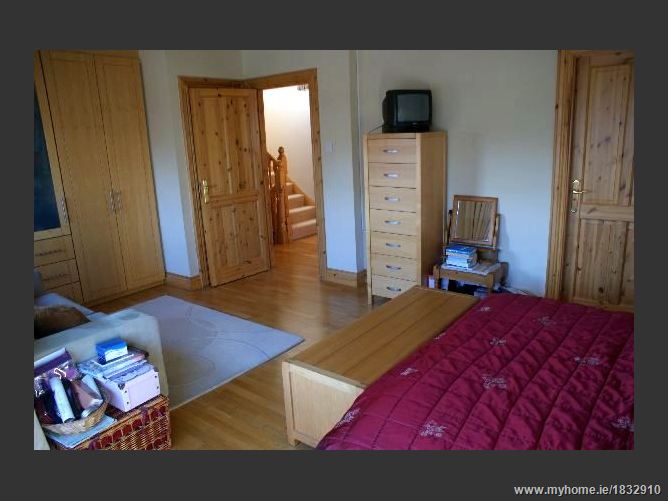 Photo 14 of 23 — 4 Blackwood Lawn, Ongar, Dublin 15