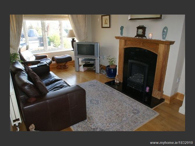 Photo 6 of 23 — 4 Blackwood Lawn, Ongar, Dublin 15