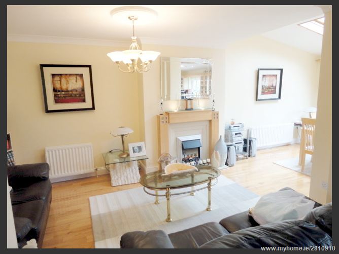 Carpenterstown Road, Castleknock,   Dublin 15
