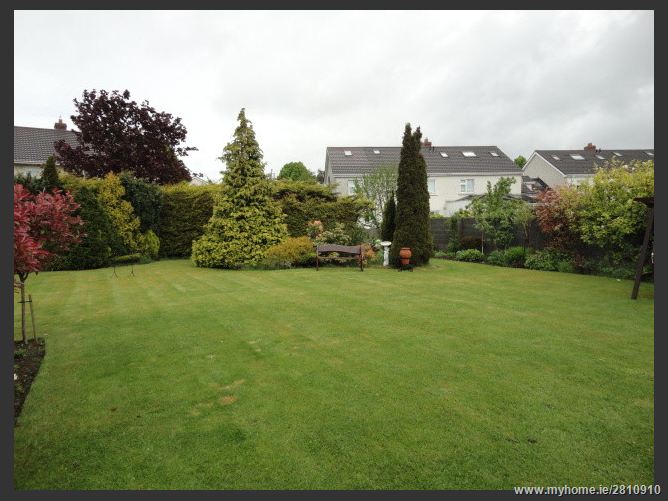 Carpenterstown Road, Castleknock,   Dublin 15
