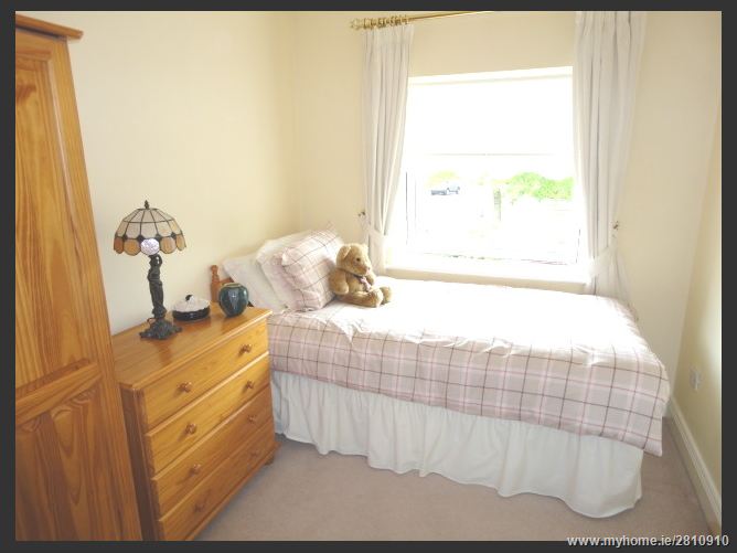 Carpenterstown Road, Castleknock,   Dublin 15