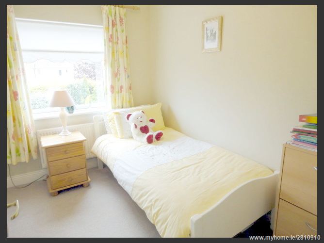 Carpenterstown Road, Castleknock,   Dublin 15