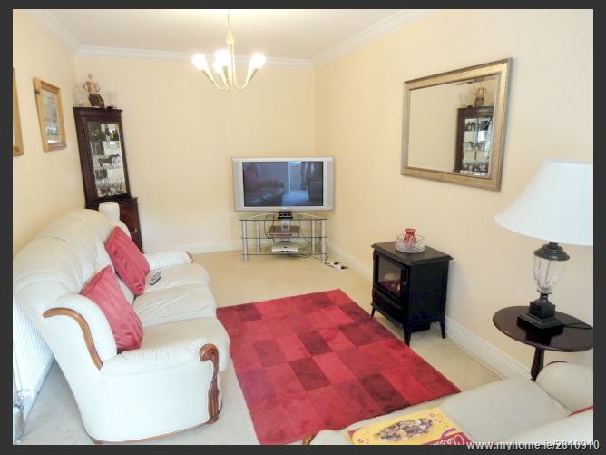 Carpenterstown Road, Castleknock,   Dublin 15