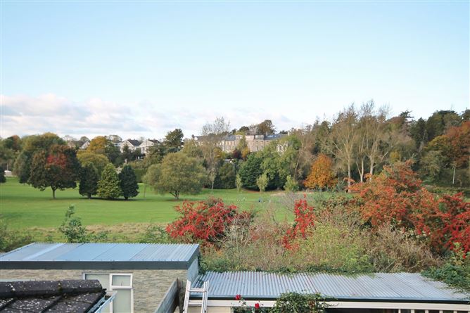 65 Woodview Heights, Lucan, Co. Dublin