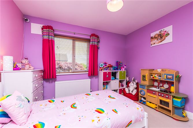 14 Esker Grove, Ardkeen Village, Waterford