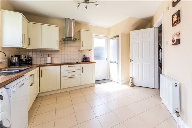 14 Esker Grove, Ardkeen Village, Waterford