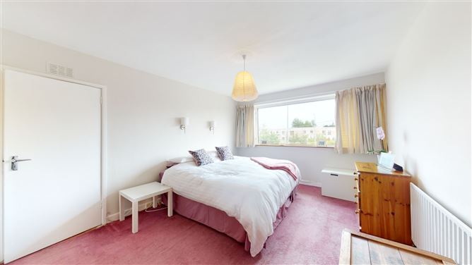 39 Wyattville Close, Loughlinstown, Glenageary, County Dublin