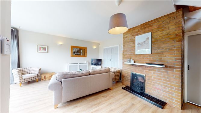 39 Wyattville Close, Loughlinstown, Glenageary, County Dublin
