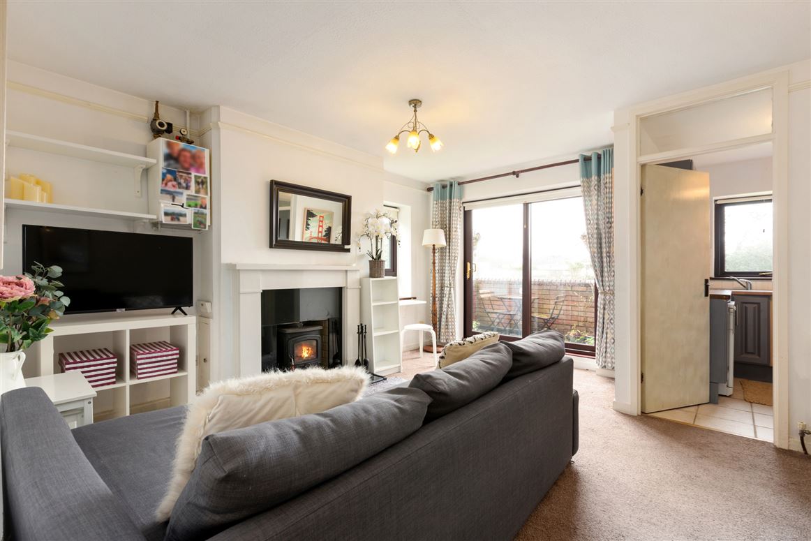 8 Dundrum Court, Dundrum Castle, Dundrum, Dublin 16