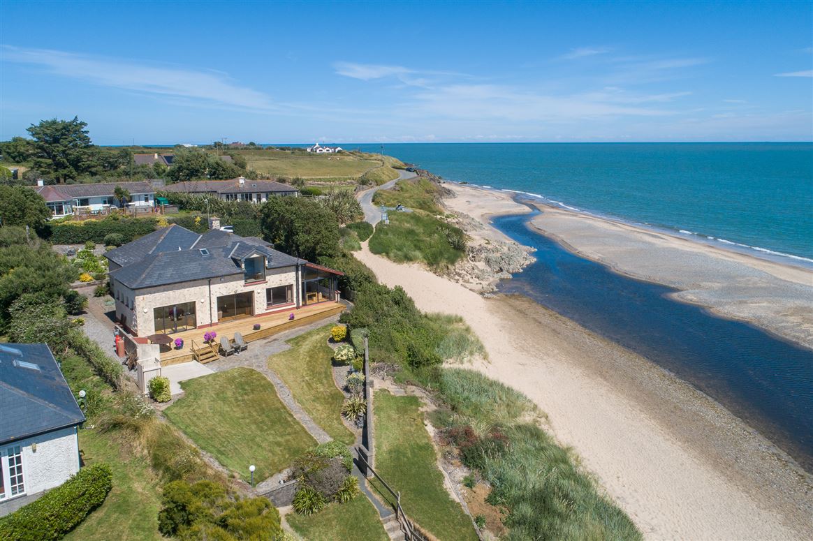 Cuerna, Clones Middle, Castletown, Co. Wexford
