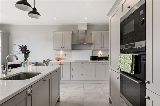 67 Bishops Gate, Kilternan, Dublin 18