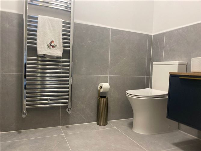 80 Haley`s Hill, Malahide, County Dublin