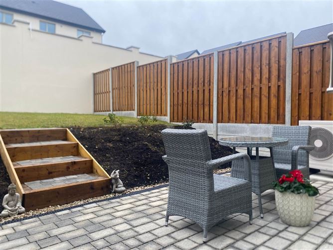 80 Haley`s Hill, Malahide, County Dublin