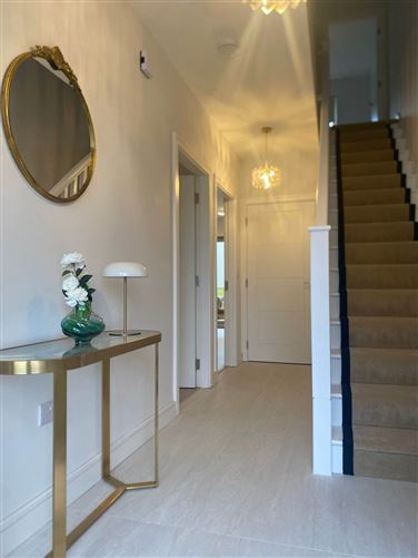 80 Haley`s Hill, Malahide, County Dublin