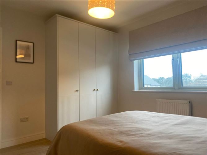 80 Haley`s Hill, Malahide, County Dublin