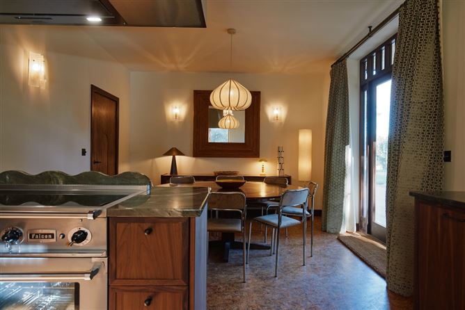 The Seventies Edit,Chipping Norton,Oxfordshire,United Kingdom