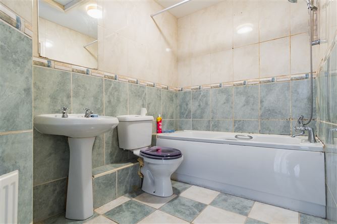 58 Holywell Crescent North, Swords, County Dublin