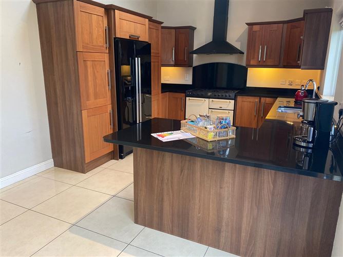 2 Shamrock Villas, Ballymakenny Road, Drogheda, Louth