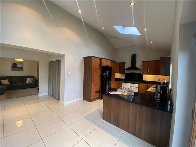 2 Shamrock Villas, Ballymakenny Road, Drogheda, Louth