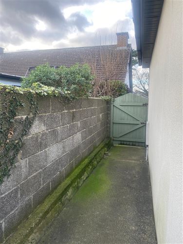 2 Shamrock Villas, Ballymakenny Road, Drogheda, Louth