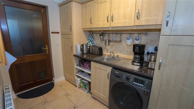 16 Bellingham Green, Main Street, Castlebellingham, Co. Louth