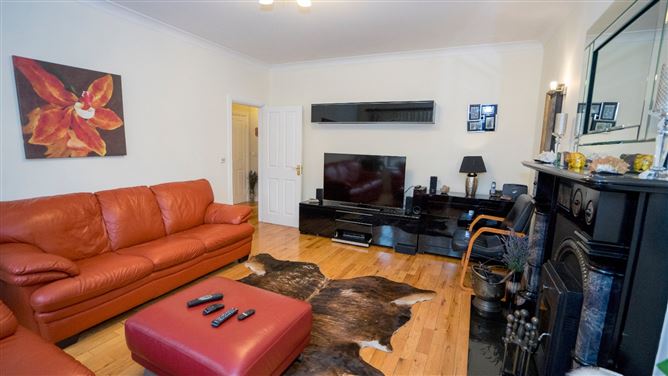 16 Bellingham Green, Main Street, Castlebellingham, Co. Louth
