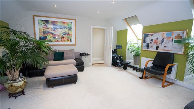 16 Bellingham Green, Main Street, Castlebellingham, Co. Louth
