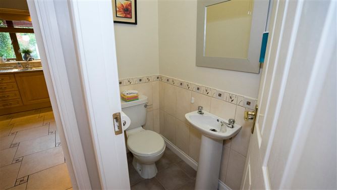 16 Bellingham Green, Main Street, Castlebellingham, Co. Louth
