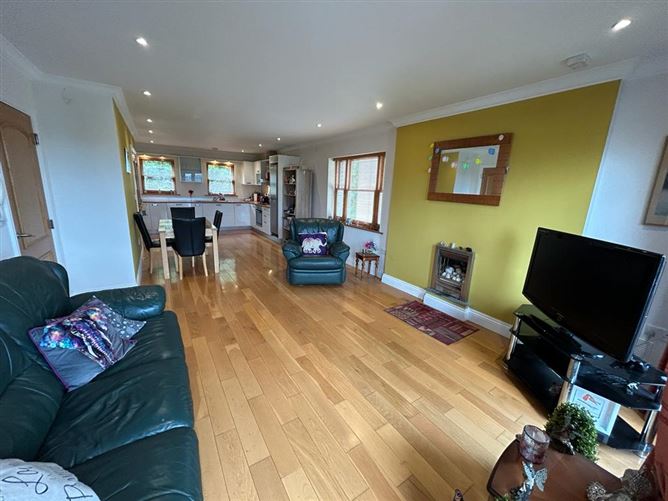 Apartment 4, Estuary Court, Rochestown, Cork