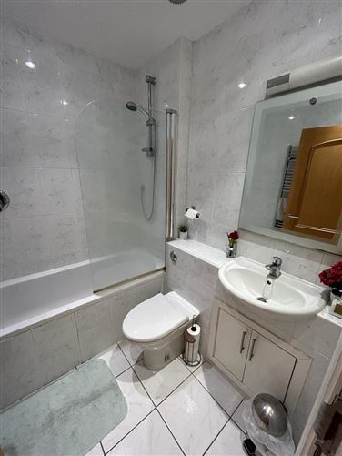 Apartment 4, Estuary Court, Rochestown, Cork