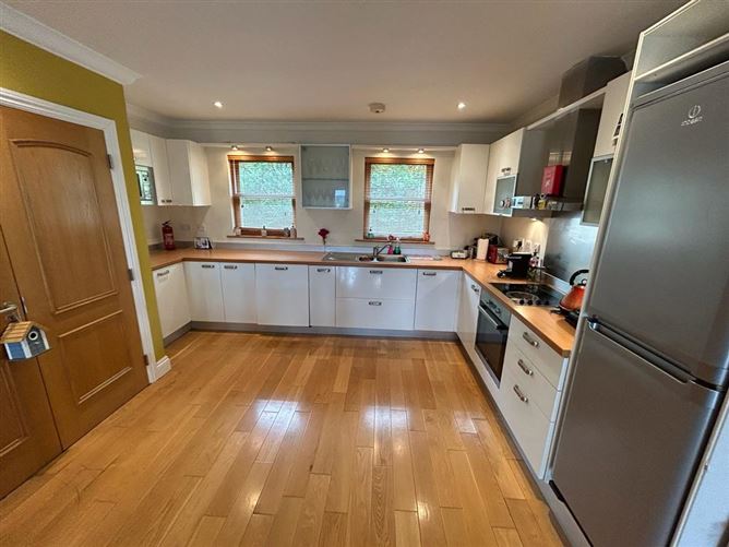 Apartment 4, Estuary Court, Rochestown, Cork