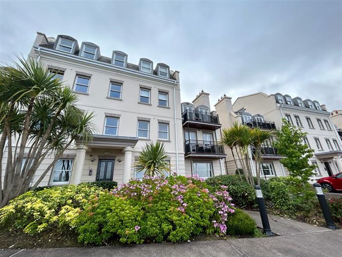 Apartment 4, Estuary Court, Rochestown, Cork