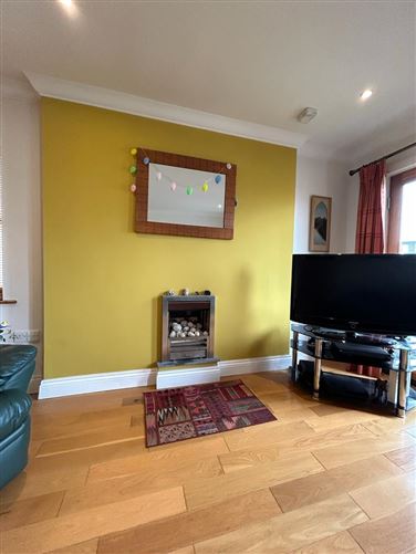 Apartment 4, Estuary Court, Rochestown, Cork