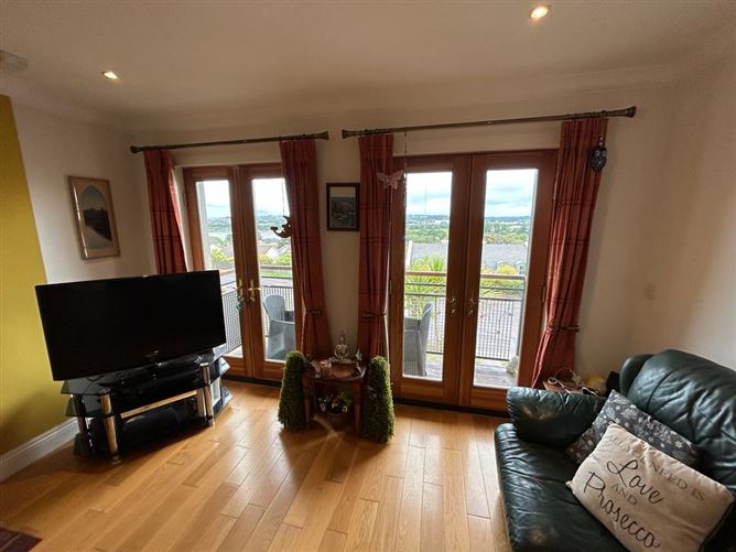 Apartment 4, Estuary Court, Rochestown, Cork