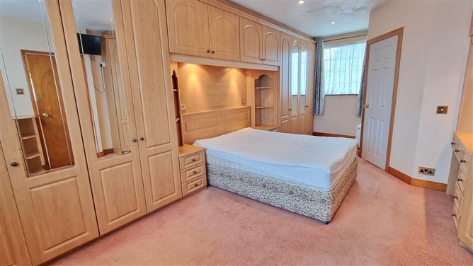 344 Glenview Park, Tallaght,   Dublin 24