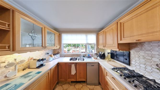 344 Glenview Park, Tallaght,   Dublin 24