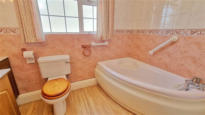 344 Glenview Park, Tallaght,   Dublin 24