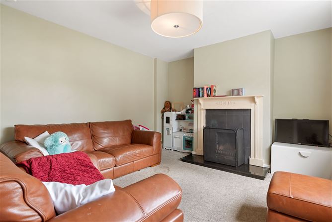 9 Ballinteer Gardens, Ballinteer, Dublin 16